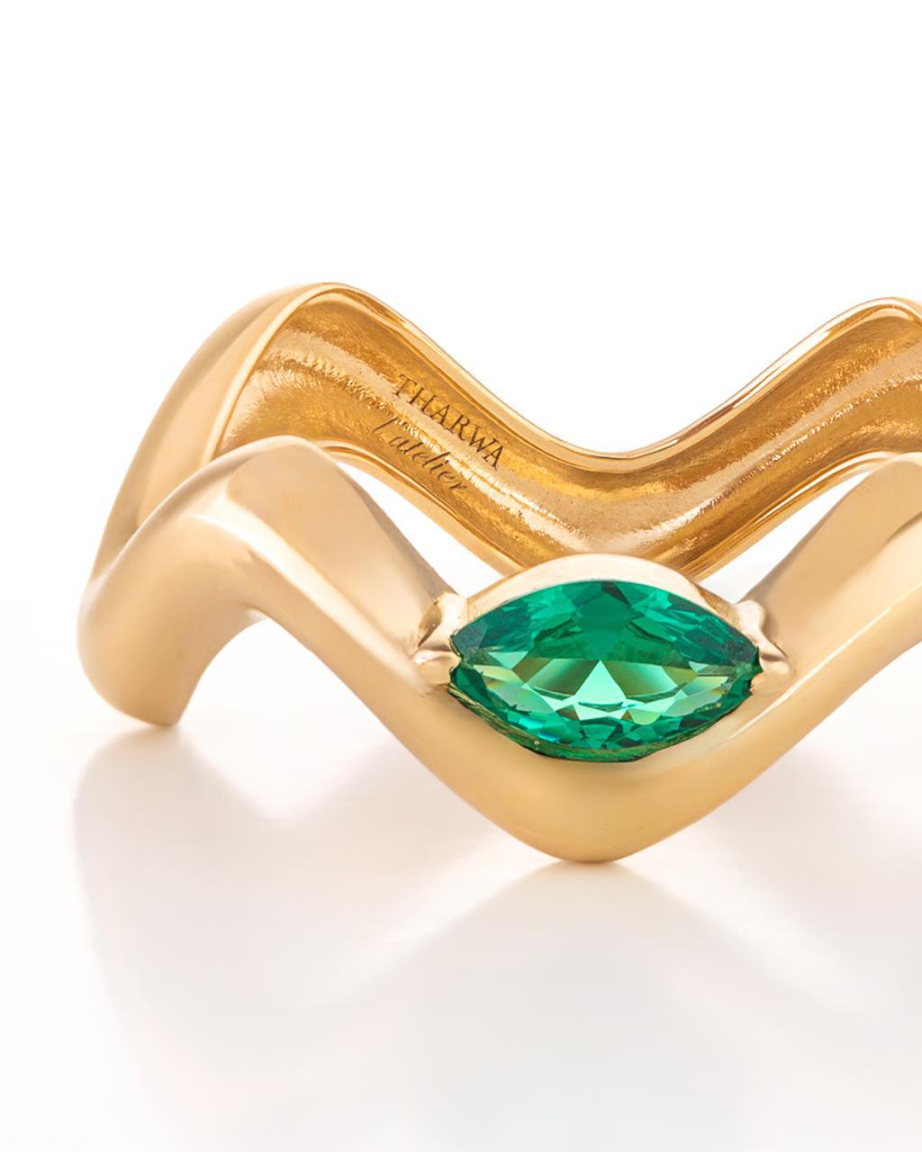 Emerald Silk Flow