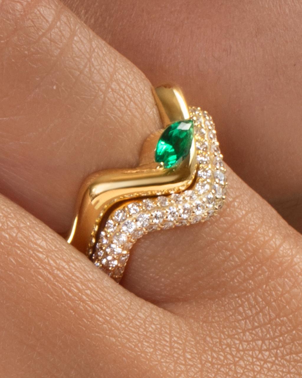 Emerald Silk Flow